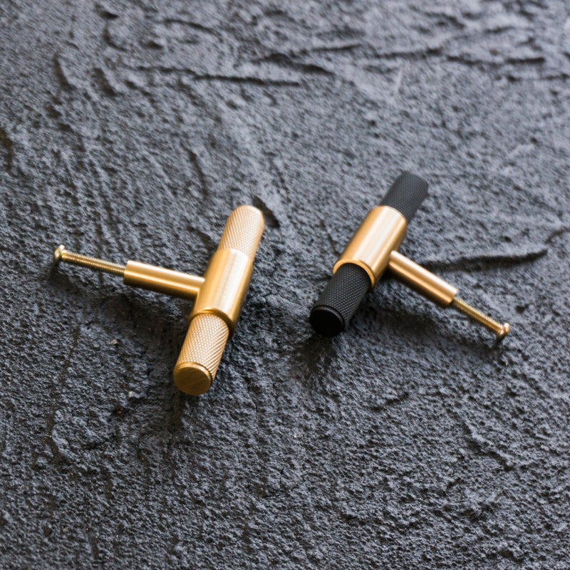 Simple knurled brass furniture closet handle