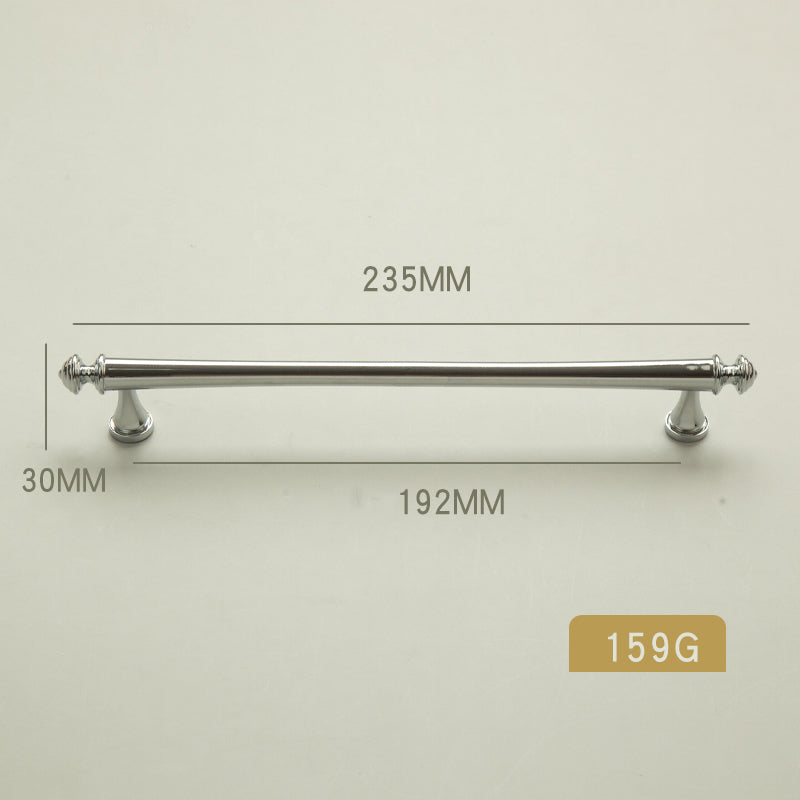 Corrugated brass handle for the hat