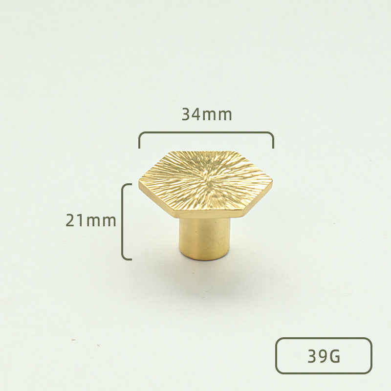 Hexagonal hammer pattern knob